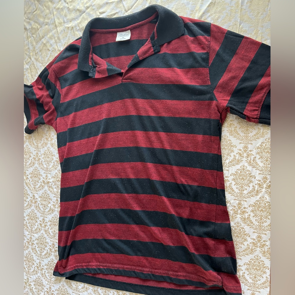 Size XL Royal Heritage Men’s Polo Shirt Red and Black Stripes